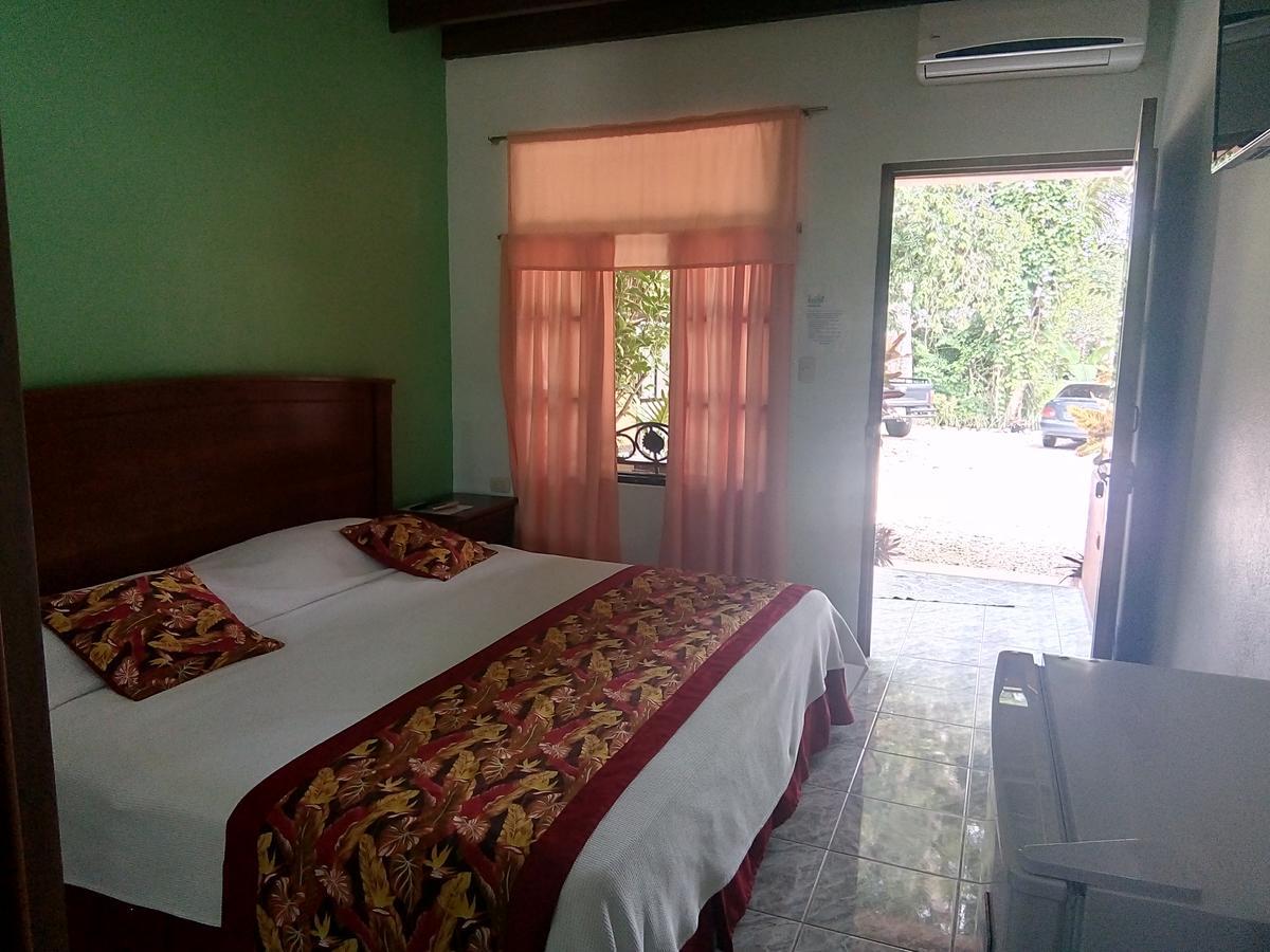 Hotel Alkamar Тамбор Екстериор снимка