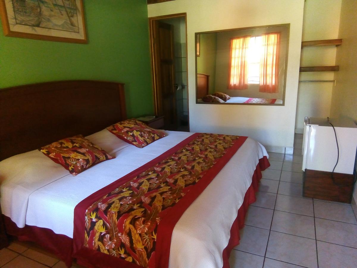 Hotel Alkamar Тамбор Екстериор снимка