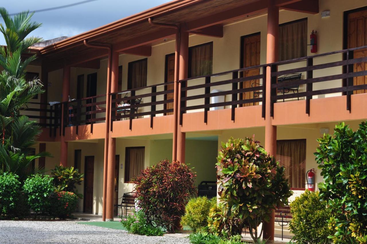 Hotel Alkamar Тамбор Екстериор снимка